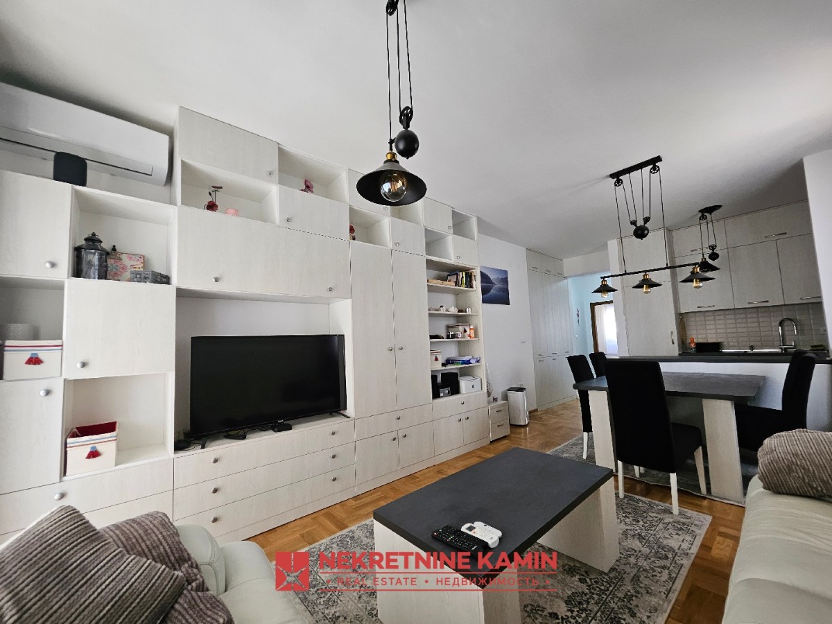 New 83 m² Three-Bedroom Apartment, 2 Bathrooms, 2 Storerooms, Parking, Rozino, Budva